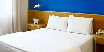 B&B Hotels São José dos Campos 3*,