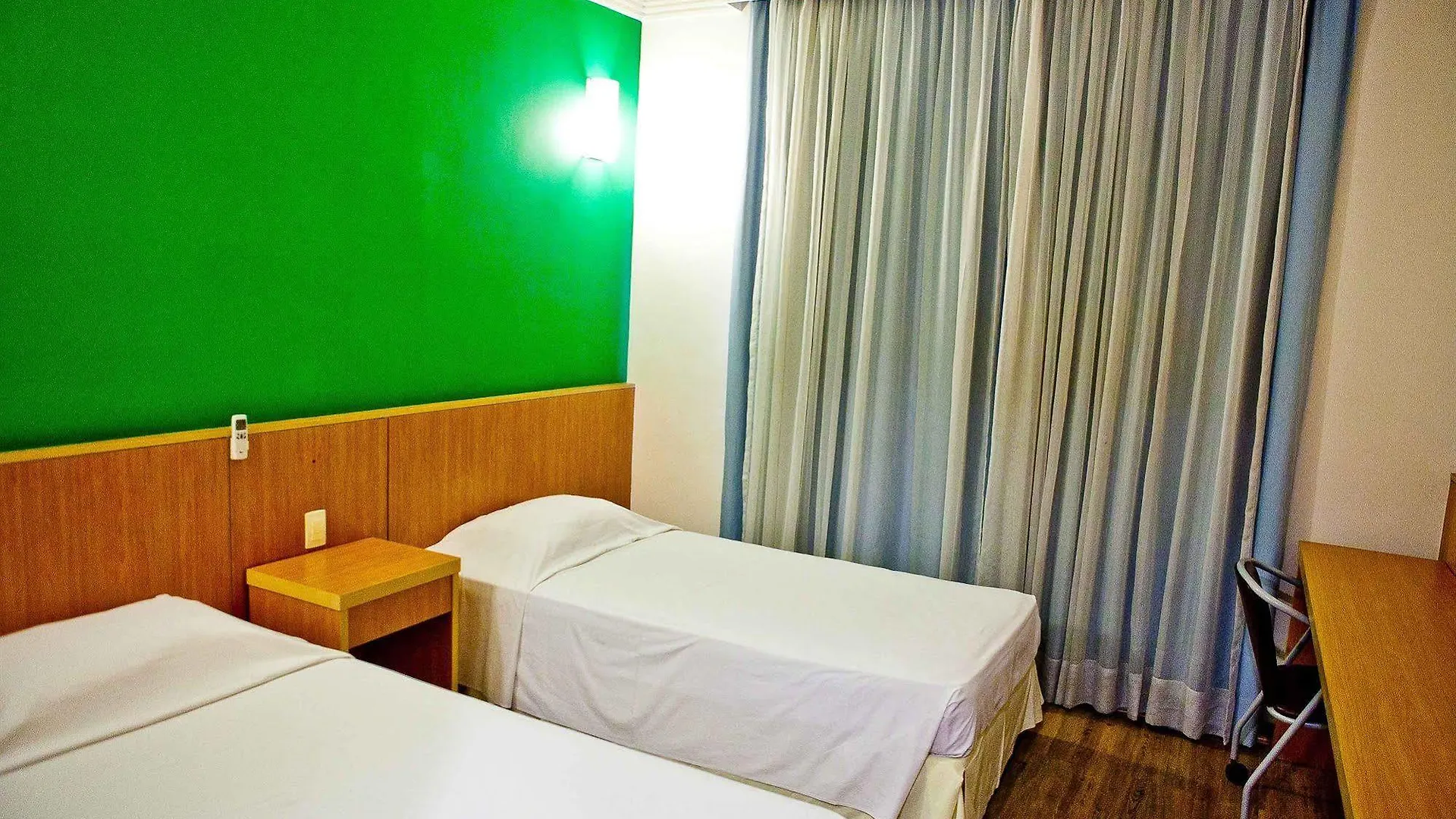 B&B Hotels São José dos Campos