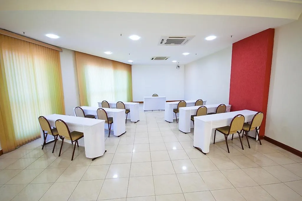 B&B Hotel Sao Jose Dos Campos 3*,